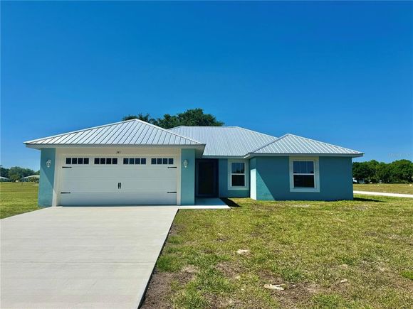 341 Glen Mar Circle SEBRING, FL House Active - Photo 1 of 45. Opens carousel modal
