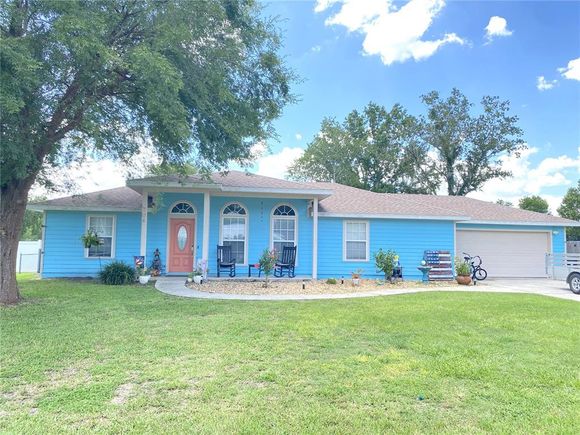 704 SE 2nd Street WILLISTON, FL House Active - Photo 1 of 35. Opens carousel modal