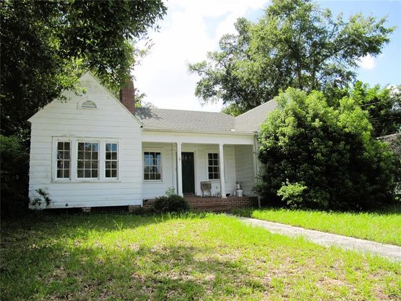216 SE 13th Avenue OCALA, FL House Active - Photo 1 of 26. Opens carousel modal