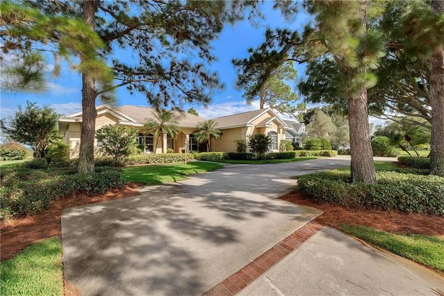315 Hamilton Shores Drive NE WINTER HAVEN, FL House Sold - Photo 1 of 1. Opens carousel modal