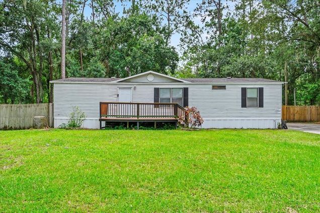 3629 Island Oaks Court LAKELAND, FL House Active - Photo 1 of 30. Opens carousel modal