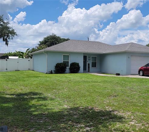 2514 Timbercreek Loop E LAKELAND, FL House Active - Photo 1 of 18. Opens carousel modal