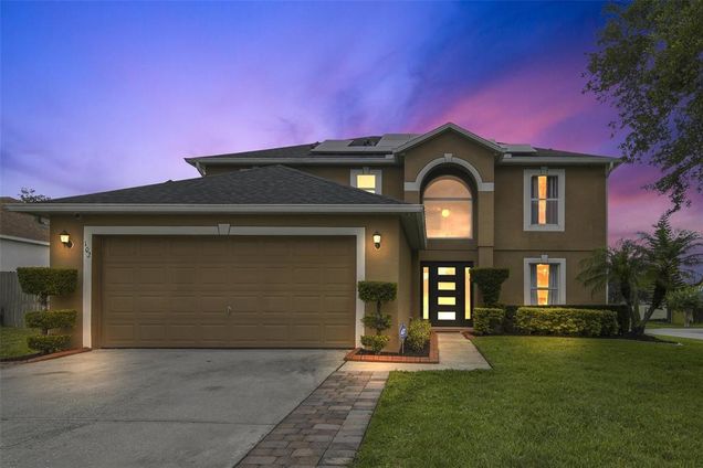 102 Royalty Circle SANFORD, FL House Active - Photo 1 of 29. Opens carousel modal