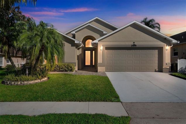 7922 Elmstone Circle ORLANDO, FL House Active - Photo 1 of 31. Opens carousel modal