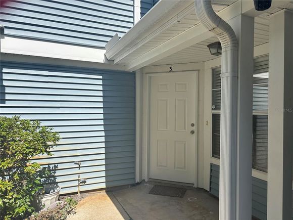 4813 Coachmans Drive Unit 3 ORLANDO, FL Condo Active - Photo 1 of 20. Opens carousel modal