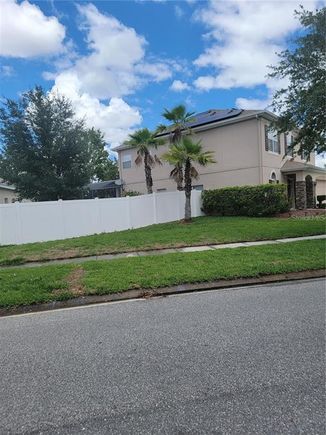 1509 Derby Glen Drive ORLANDO, FL House Active - Photo 1 of 23. Opens carousel modal