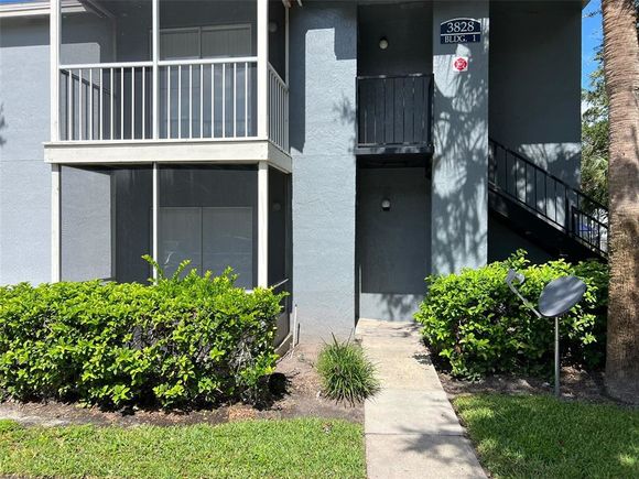 3828 Bowline Circle Unit 101
