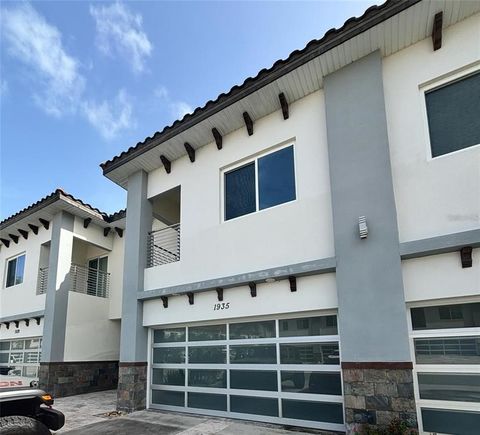 1935 Greenbriar Terrace DAVENPORT, FL Townhouse Active - Photo 1 of 35. Opens carousel modal