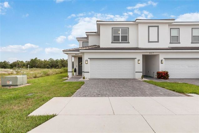 941 Centaury Drive