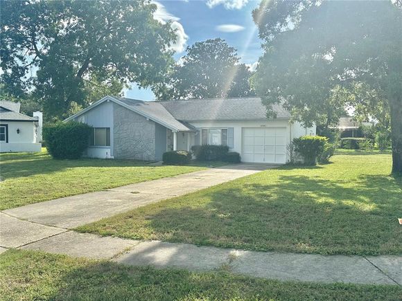 13102 Pembrook Court