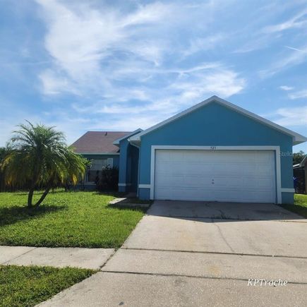 523 Eagle Pointe N KISSIMMEE, FL House Active - Photo 1 of 13. Opens carousel modal