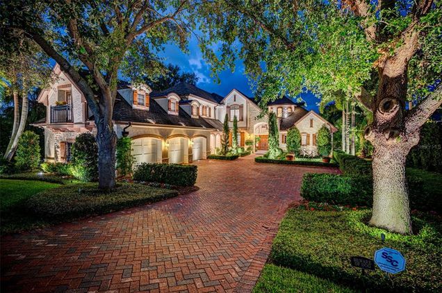 118 Harbor View Lane BELLEAIR BLUFFS, FL House Active - Photo 1 of 92. Opens carousel modal