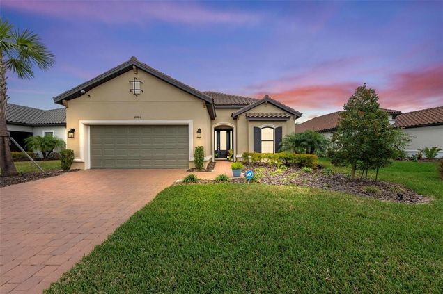 10804 Wicker Park Place PALMETTO, FL House Active - Photo 1 of 58. Opens carousel modal