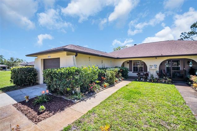 3479 Maclaren Drive