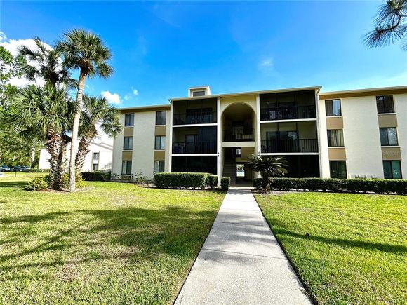 1423 Pine Glen Lane Unit D2