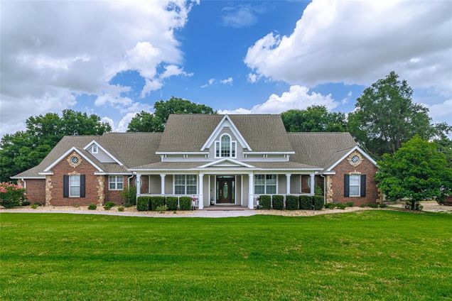 5795 SW 43rd Place