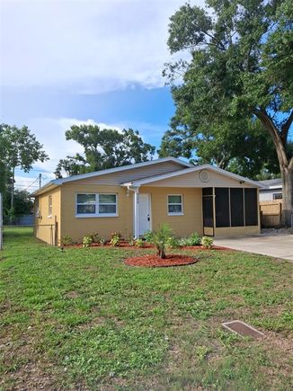 4259 N 40 Avenue N ST PETERSBURG, FL House Active - Photo 1 of 11. Opens carousel modal