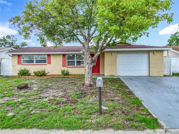 7125 Sandalwood Drive PORT RICHEY, FL House Active - Photo 1 of 39. Opens carousel modal
