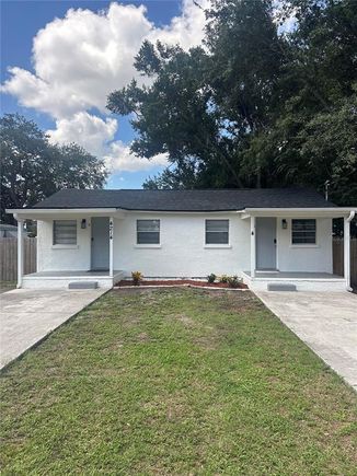 4214 W Ohio Avenue TAMPA, FL Townhouse Active - Photo 1 of 9. Opens carousel modal