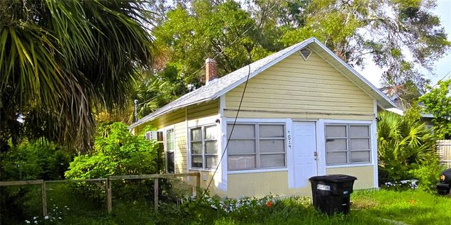 514 Woodlawn Street CLEARWATER, FL House Active - Photo 1 of 5. Opens carousel modal