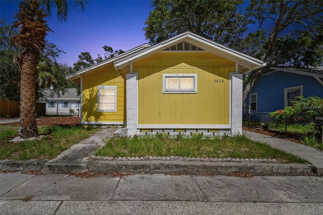 2026 Auburn Street S ST PETERSBURG, FL House Active - Photo 1 of 72. Opens carousel modal