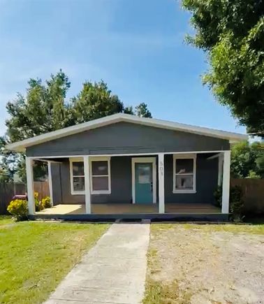 503 W Renfro Street
