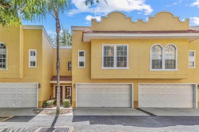 3330 Las Campos Place TAMPA, FL Townhouse Active - Photo 1 of 29. Opens carousel modal