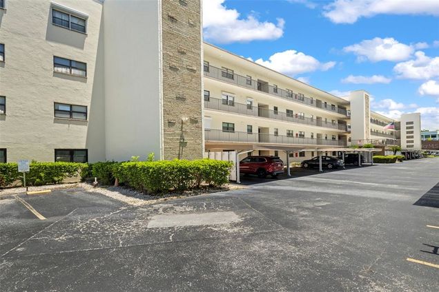 5920 80th Street N Unit 309