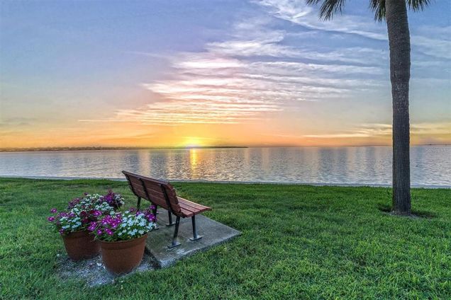 7540 Sunshine Skyway Lane S Unit P10