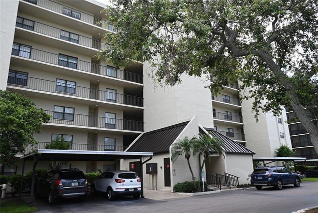 2700 Cove Cay Drive Unit 2D CLEARWATER, FL Condo Active - Photo 1 of 20. Opens carousel modal
