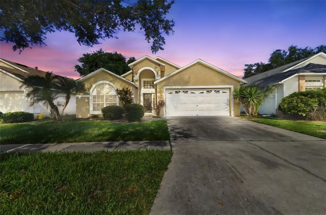 7015 Colony Pointe Drive RIVERVIEW, FL House Active - Photo 1 of 25. Opens carousel modal
