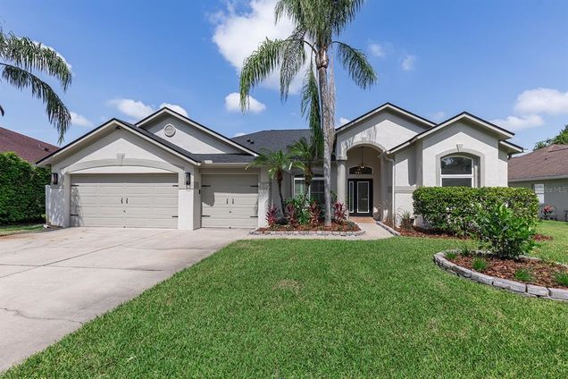 17504 Isbell Lane
