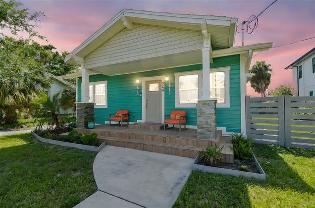 204 N Tampania Avenue TAMPA, FL House Active - Photo 1 of 35. Opens carousel modal
