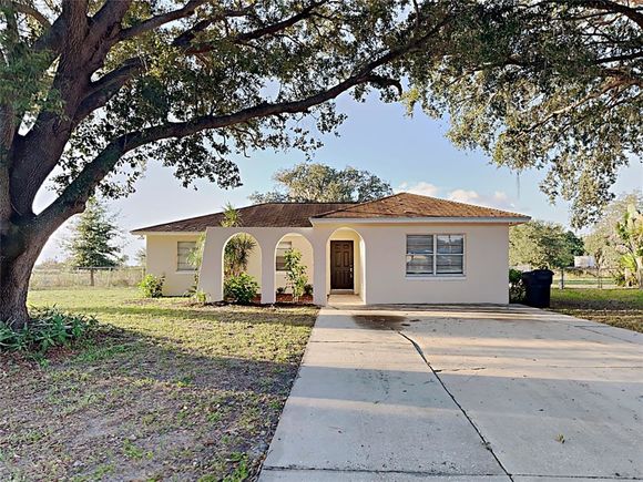291 Cherry Laurel Lane WINTER HAVEN, FL House Active - Photo 1 of 14. Opens carousel modal