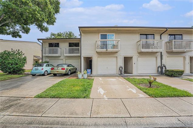 6262 93rd Terrace N Unit 3905