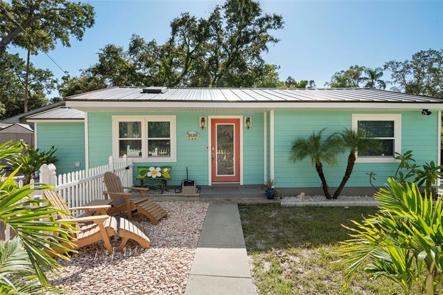 1838 Springtime Avenue CLEARWATER, FL House Active - Photo 1 of 45. Opens carousel modal