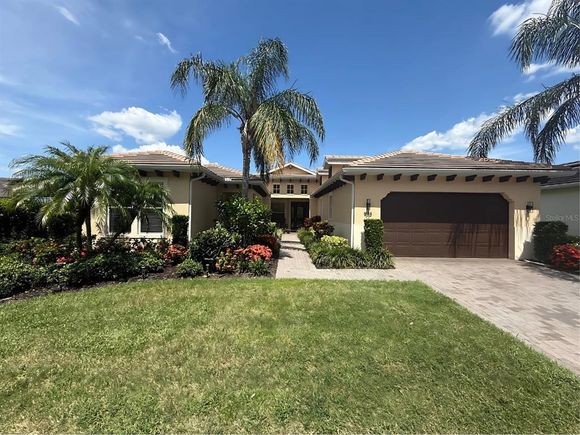 933 Riverscape Street BRADENTON, FL House Active - Photo 1 of 64. Opens carousel modal