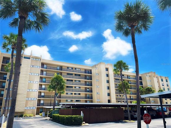 2617 Cove Cay Drive Unit 404