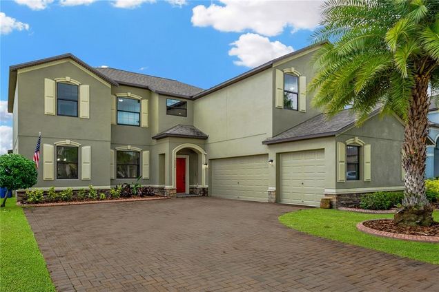 10004 Celtic Ash Drive RUSKIN, FL House Active - Photo 1 of 44. Opens carousel modal