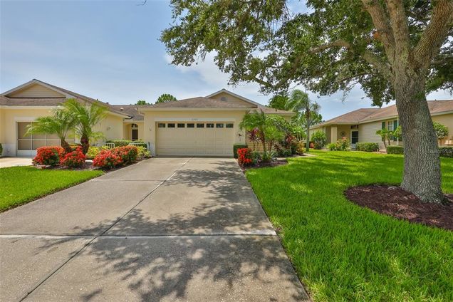 2201 Nantucket Drive Unit 46 SUN CITY CENTER, FL Condo Active - Photo 1 of 52. Opens carousel modal