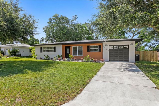 1413 Croydon Drive CLEARWATER, FL House Active - Photo 1 of 44. Opens carousel modal