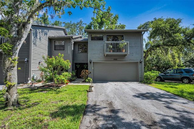 2002 Arbor Drive CLEARWATER, FL Townhouse Active - Photo 1 of 43. Opens carousel modal