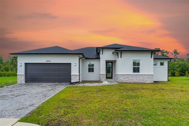 19415 Oakleaf Street ORLANDO, FL House Active - Photo 1 of 1. Opens carousel modal