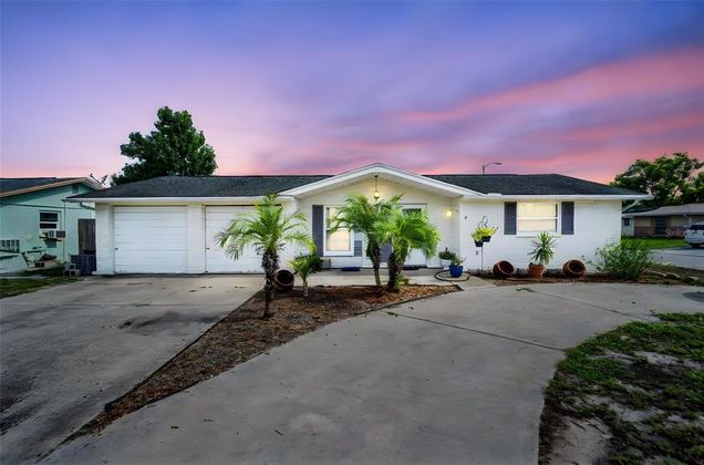 7923 Foxbloom Drive PORT RICHEY, FL House Active - Photo 1 of 41. Opens carousel modal