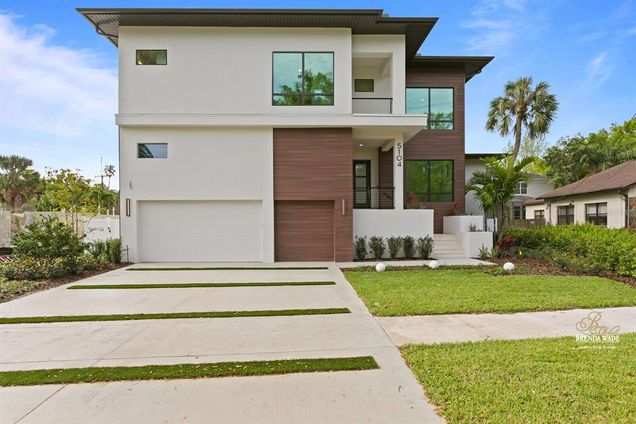5104 W Evelyn Drive TAMPA, FL House Active - Photo 1 of 52. Opens carousel modal