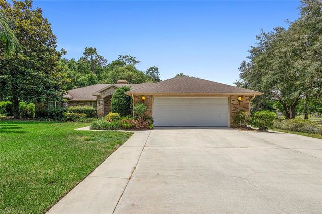 980 Marjorie Rawlings Drive