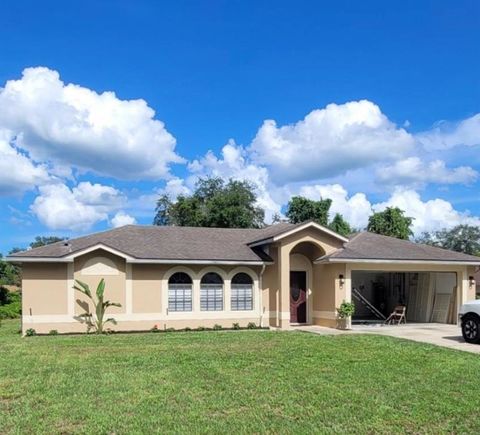 579 Lagorce Terrace DELTONA, FL House Active - Photo 1 of 19. Opens carousel modal