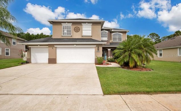 450 Suncrest Court OVIEDO, FL House Pending - Photo 1 of 29. Opens carousel modal