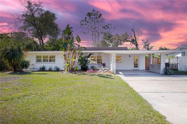 140 E Faith Terrace MAITLAND, FL House Active - Photo 1 of 24. Opens carousel modal