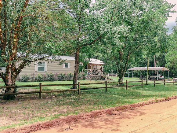 2107 Denise St